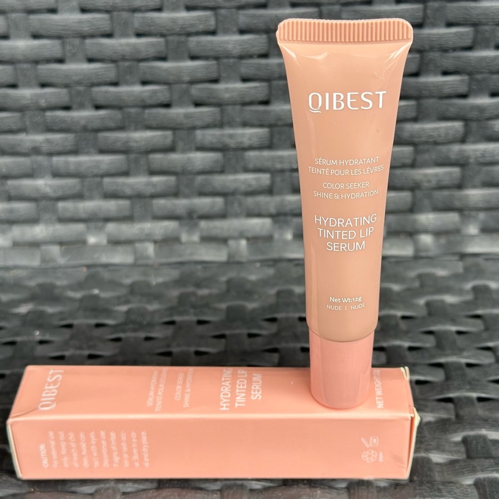 Hydrating Tinted Lip Serum - Nude - Picture 2 of 5